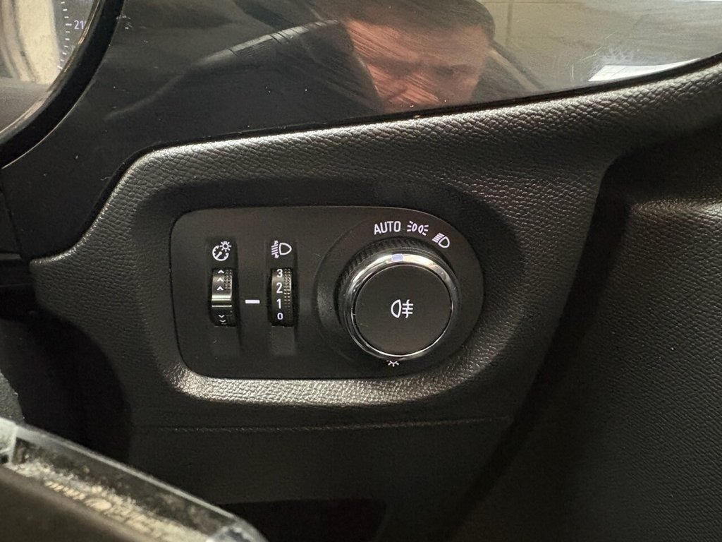 Used Vauxhall Corsa 2022 for sale - 76642539: Photo 20