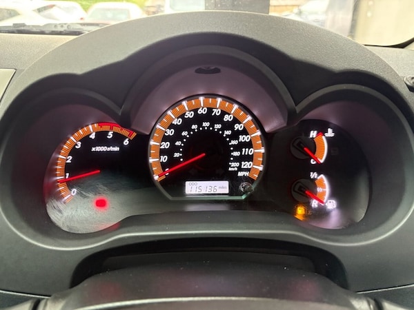 Used Toyota Hilux 2014 for sale - 76266675: Photo 24