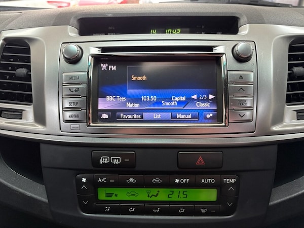 Used Toyota Hilux 2014 for sale - 76266675: Photo 25