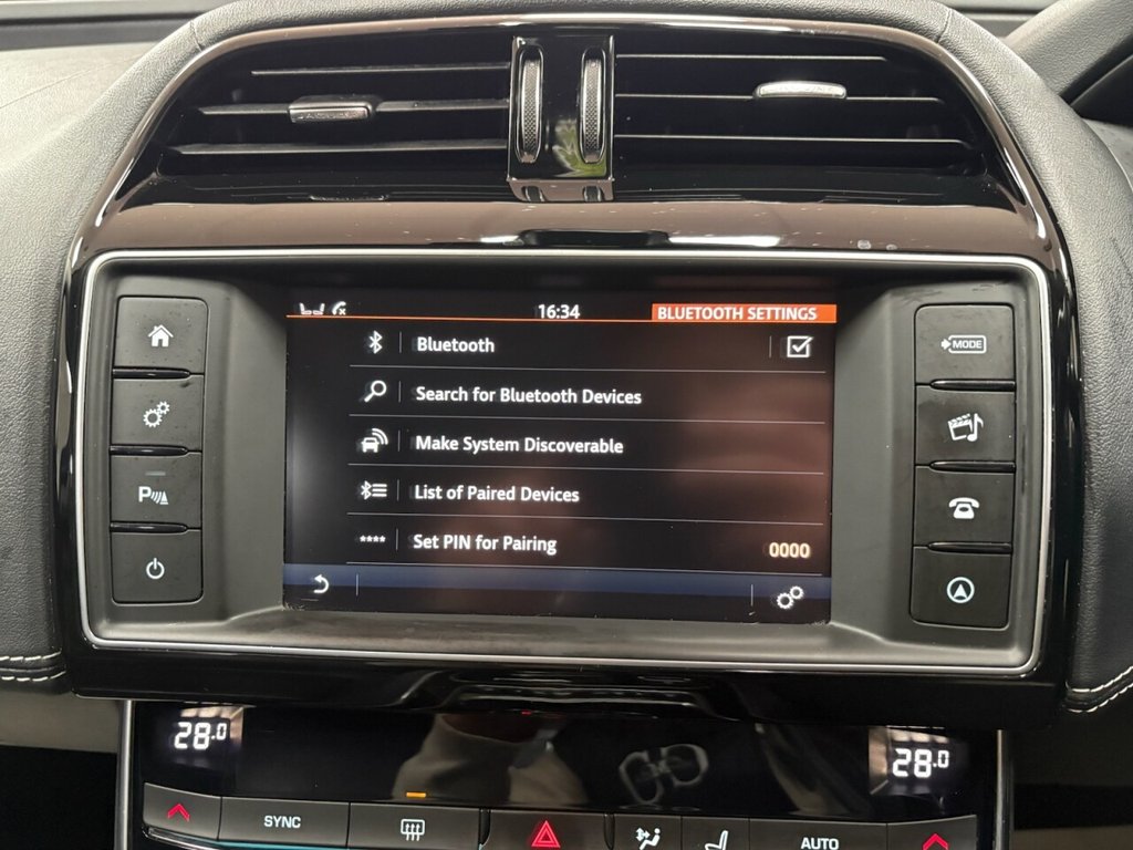 Used Jaguar XE 2017 for sale - 76642643: Photo 22