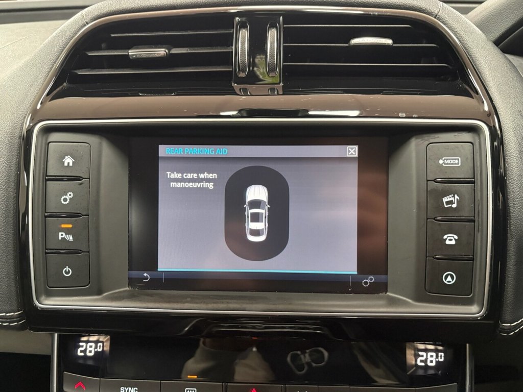 Used Jaguar XE 2017 for sale - 76642643: Photo 23