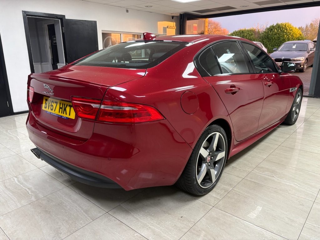 Used Jaguar XE 2017 for sale - 76642643: Photo 3