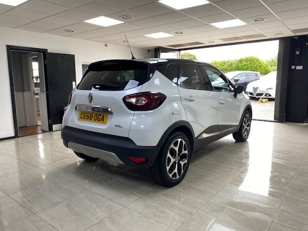 Used Renault Captur 2018 for sale - 76266523: Photo 3