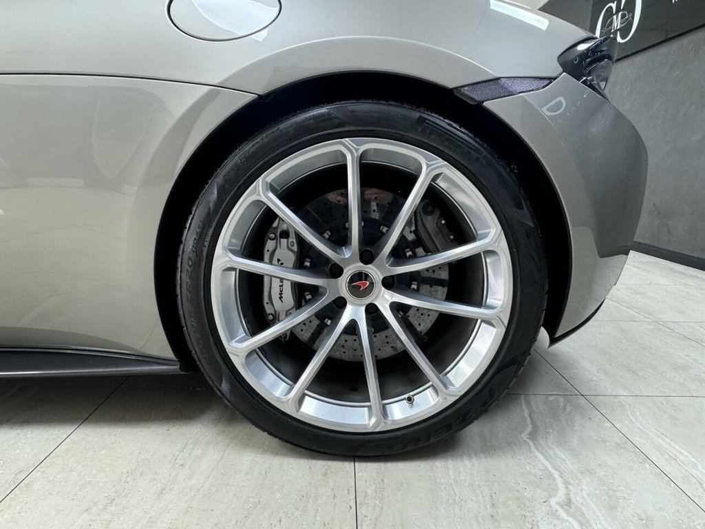 Used McLaren 570S 2019 for sale - 76632091: Photo 13