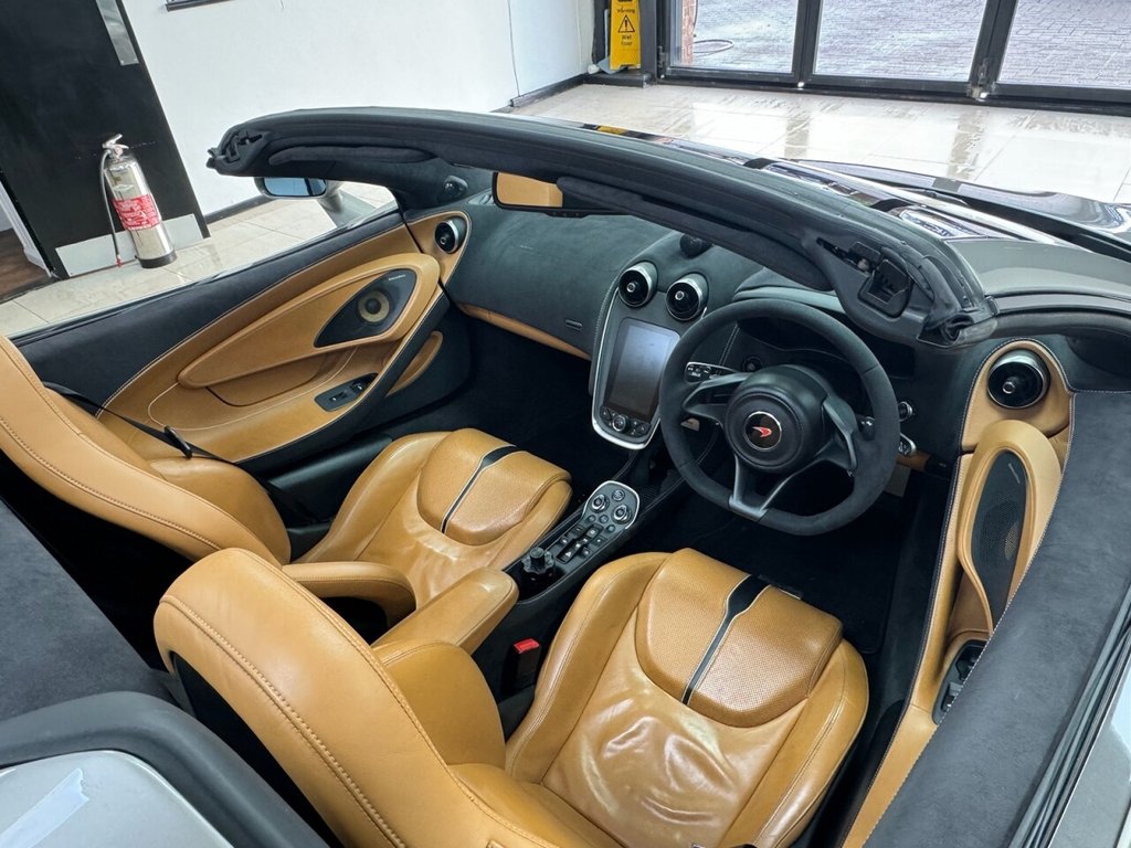 Used McLaren 570S 2019 for sale - 76632091: Photo 20