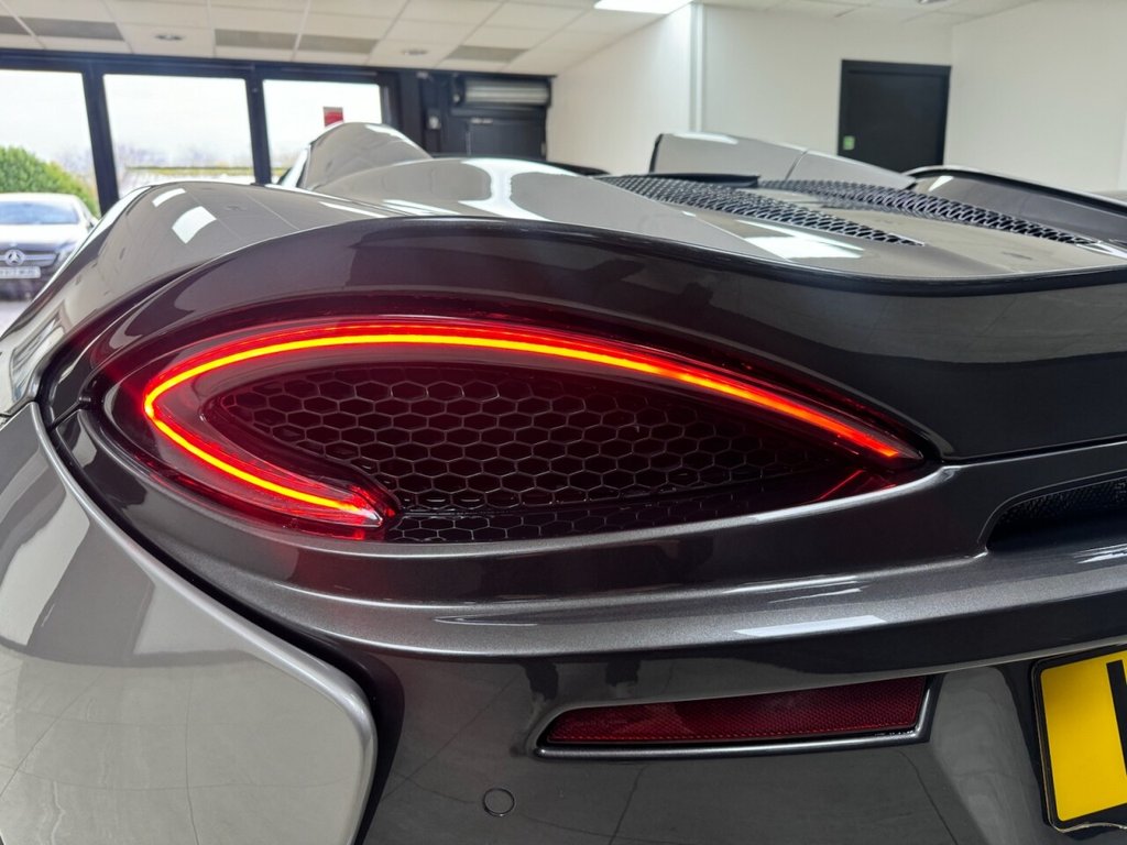 Used McLaren 570S 2019 for sale - 76632091: Photo 24