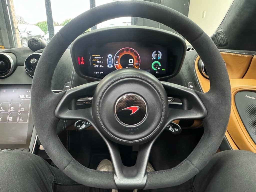 Used McLaren 570S 2019 for sale - 76632091: Photo 25