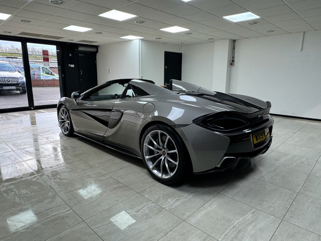 Used McLaren 570S 2019 for sale - 76632091: Photo 6