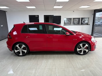Used Volkswagen Golf 2015 for sale - 78896896: Photo