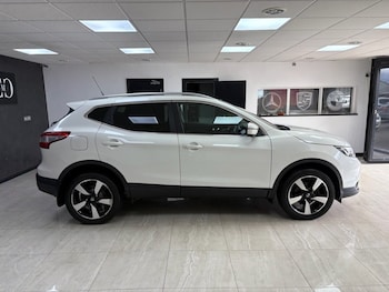 Used Nissan Qashqai 2017 for sale - 76266714: Photo