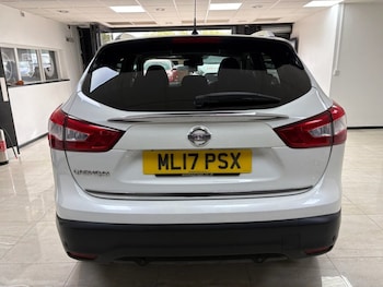 Used Nissan Qashqai 2017 for sale - 76266714: Photo