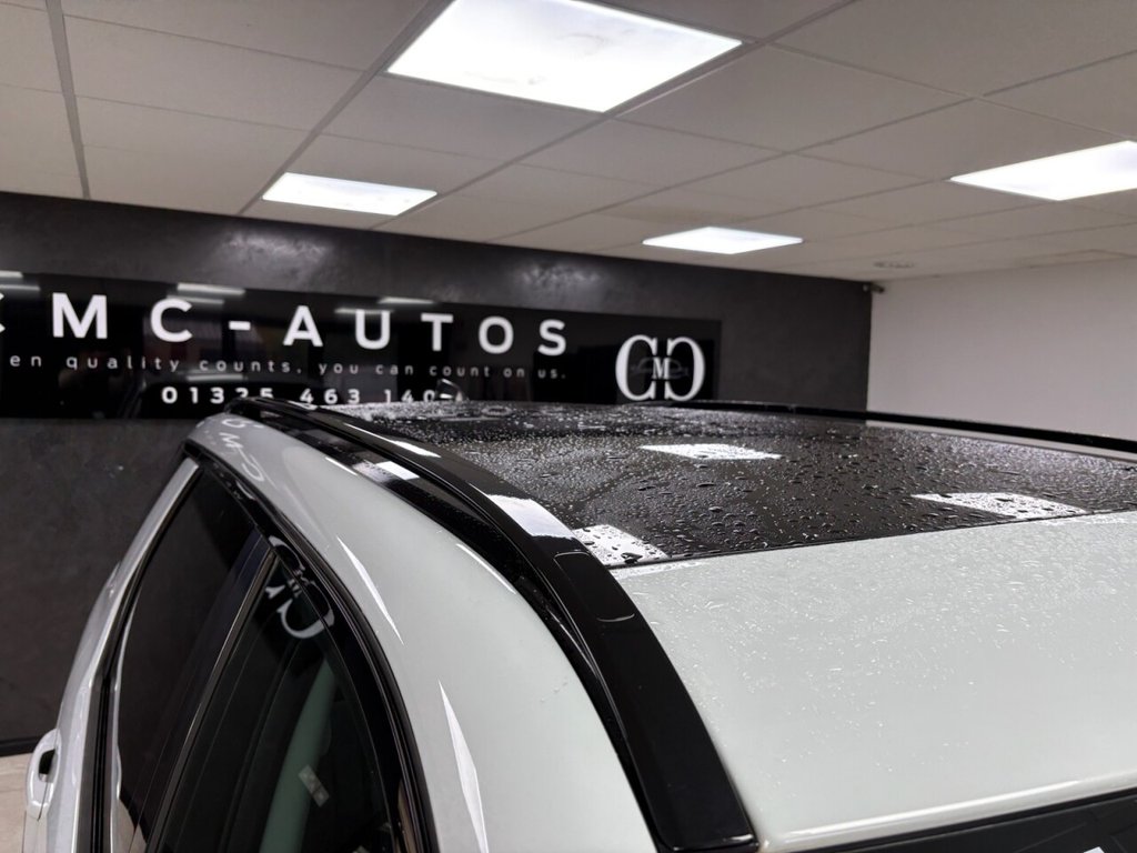 Used Land Rover Discovery Sport 2017 for sale - 76582396: Photo 11