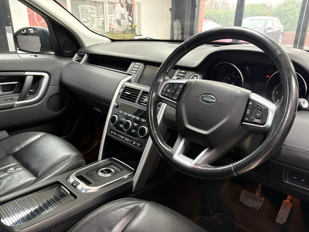 Used Land Rover Discovery Sport 2017 for sale - 76582396: Photo 14