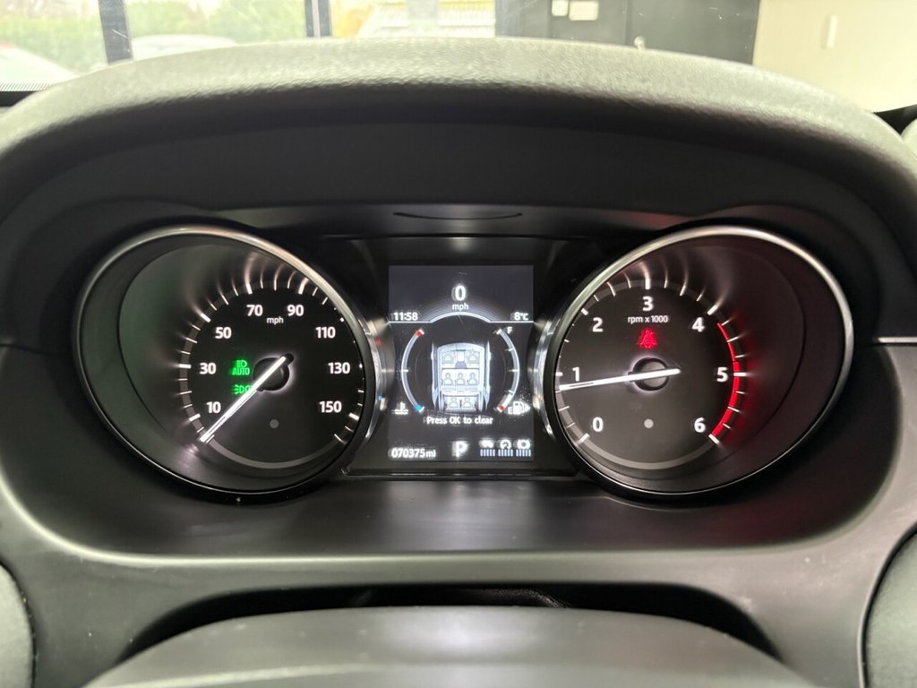 Used Land Rover Discovery Sport 2017 for sale - 76582396: Photo 24