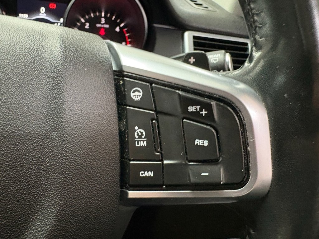 Used Land Rover Discovery Sport 2017 for sale - 76582396: Photo 33