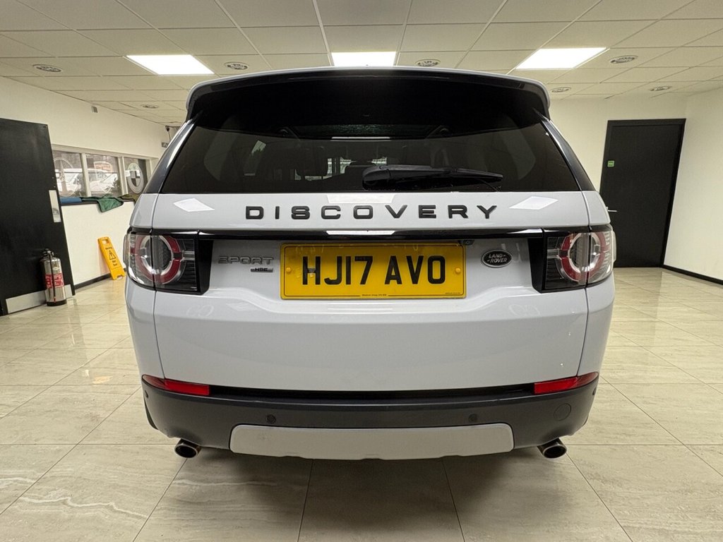 Used Land Rover Discovery Sport 2017 for sale - 76582396: Photo 4
