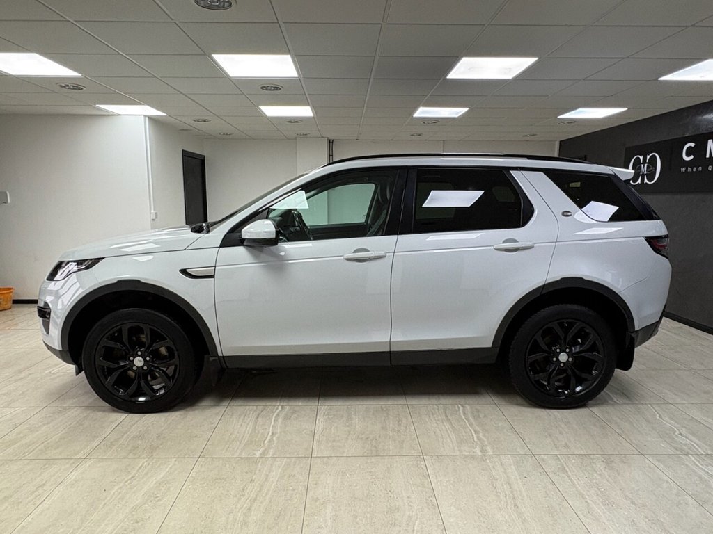 Used Land Rover Discovery Sport 2017 for sale - 76582396: Photo 6