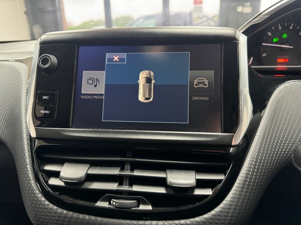 Used Peugeot 208 2016 for sale - 76768373: Photo 24