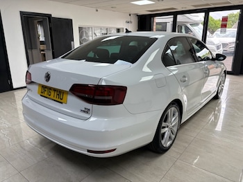 Used Volkswagen Jetta 2016 for sale - 79358872: Photo