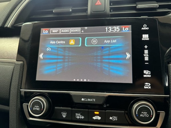 Used Honda Civic 2020 for sale - 76266608: Photo 23