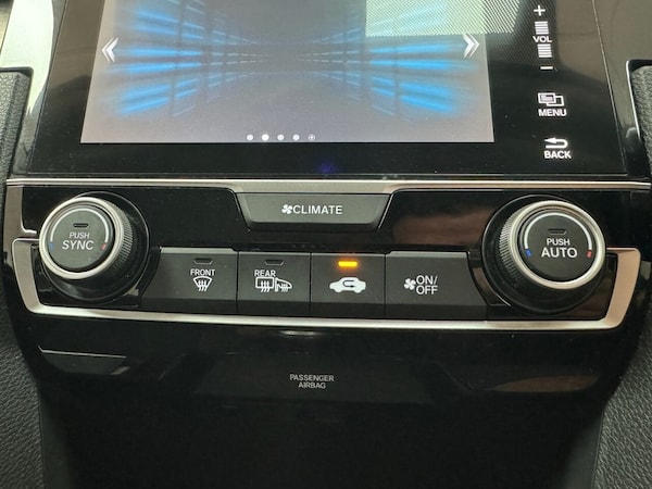 Used Honda Civic 2020 for sale - 76266608: Photo 26
