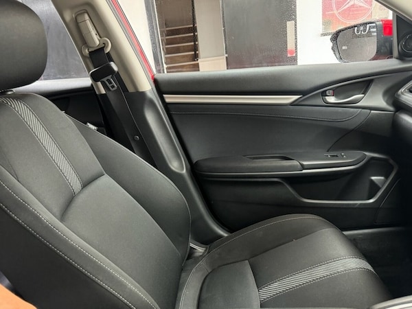 Used Honda Civic 2020 for sale - 76266608: Photo 28