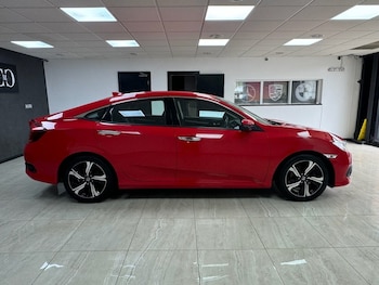Used Honda Civic 2020 for sale - 76266608: Photo 2