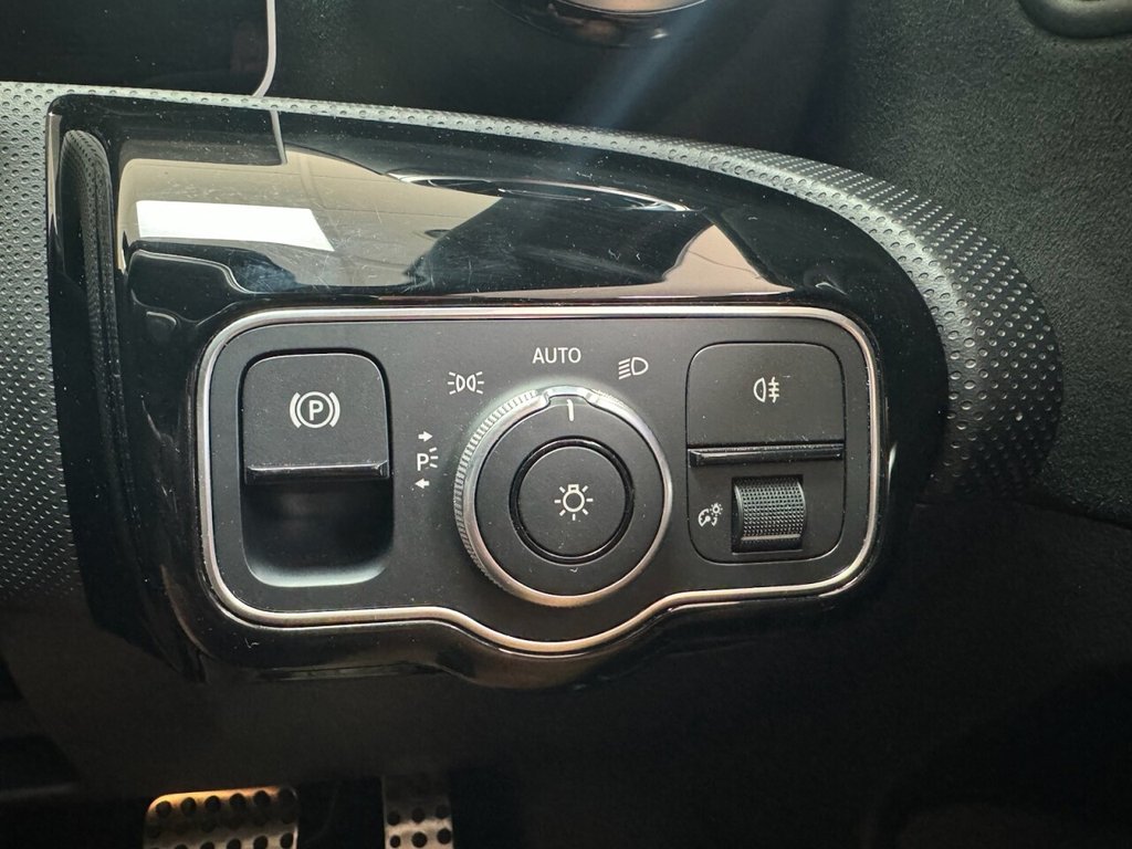 Used Mercedes-Benz A-Class 2019 for sale - 76883060: Photo 27