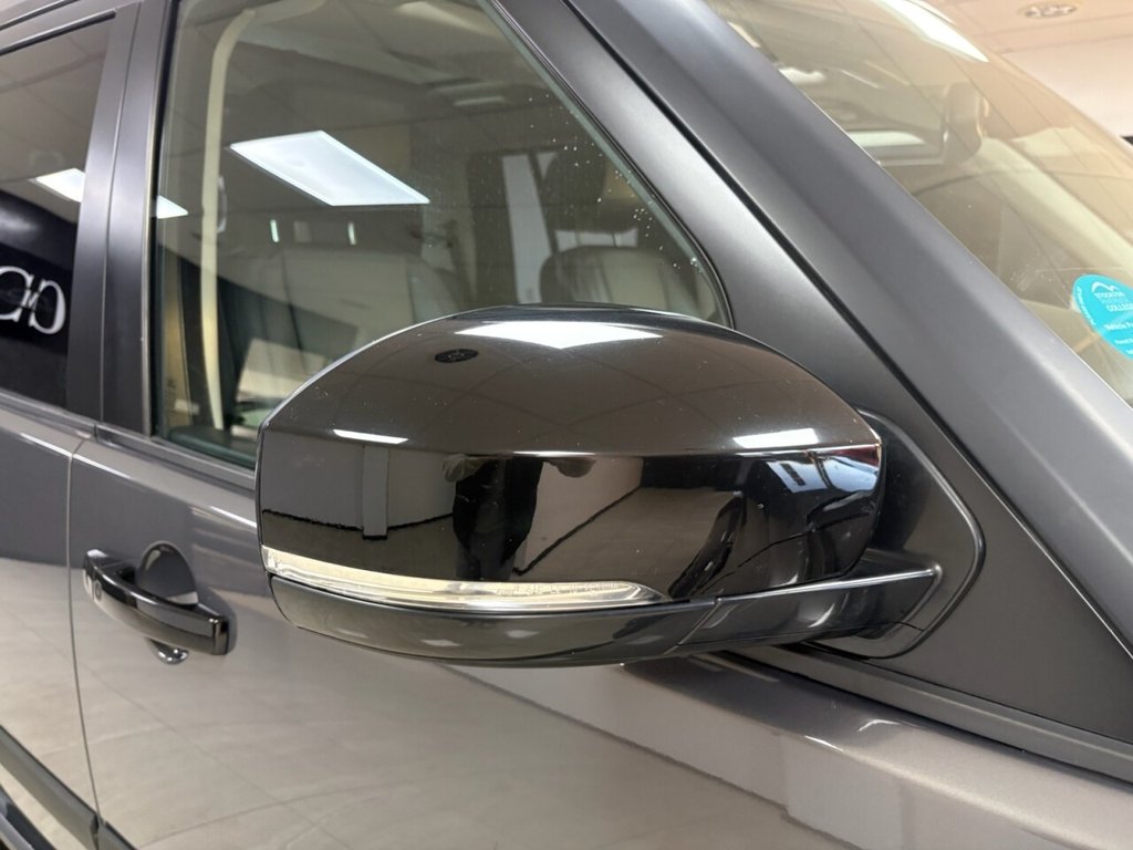 Used Land Rover Discovery 2016 for sale - 76698735: Photo 15