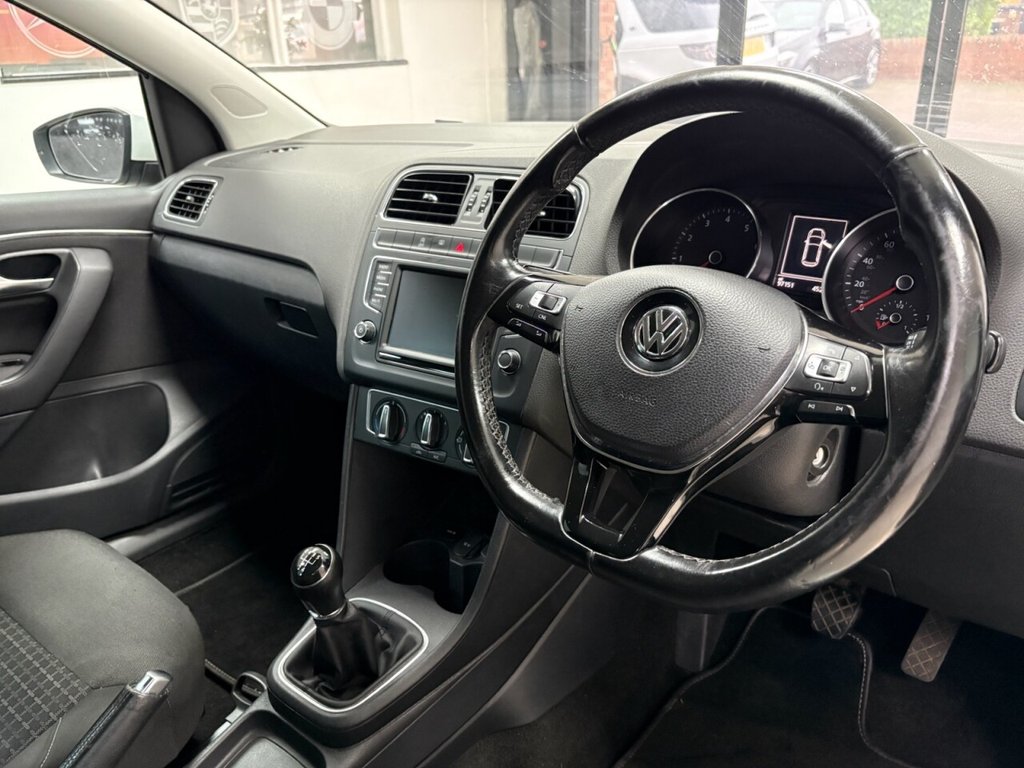 Used Volkswagen Polo 2017 for sale - 76570605: Photo 12