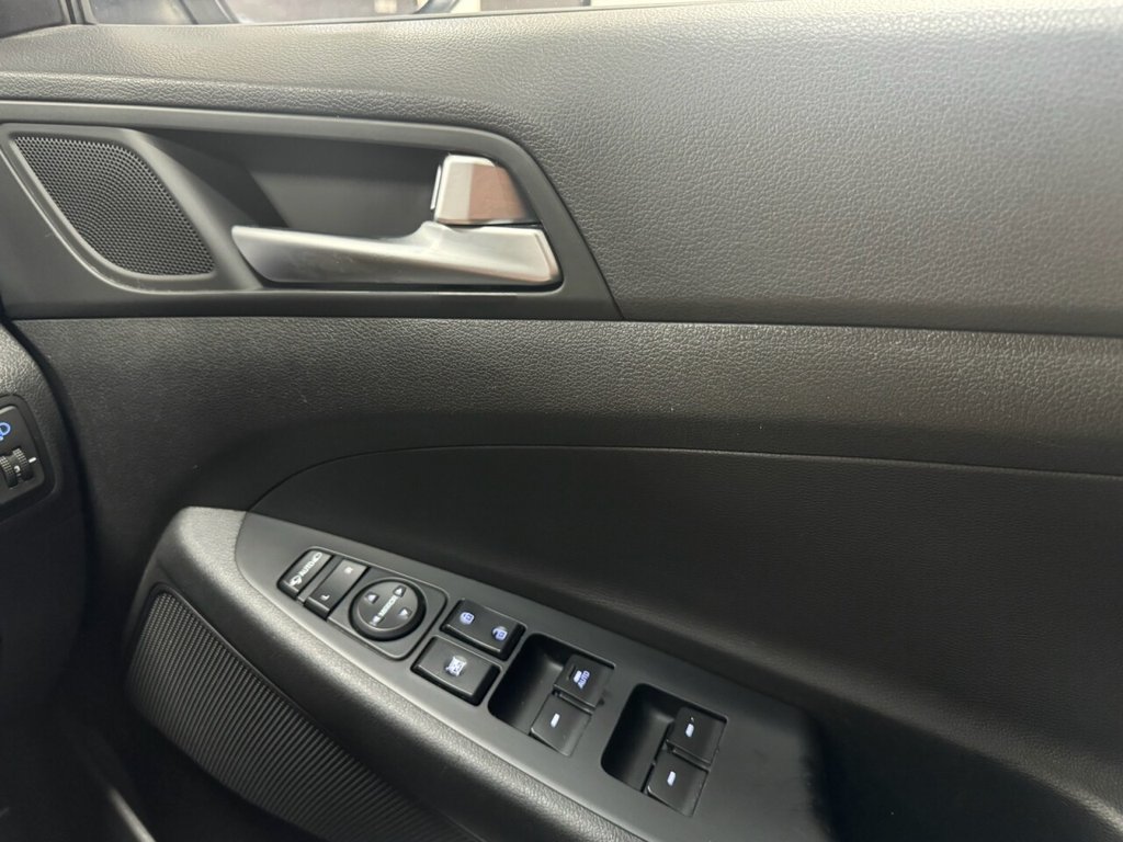 Used Hyundai TUCSON 2017 for sale - 76266480: Photo 31