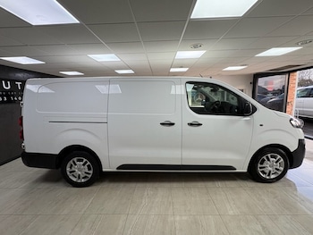 Used Vauxhall Vivaro 2021 for sale - 77065338: Photo