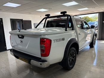 Used Nissan Navara 2017 for sale - 78479520: Photo