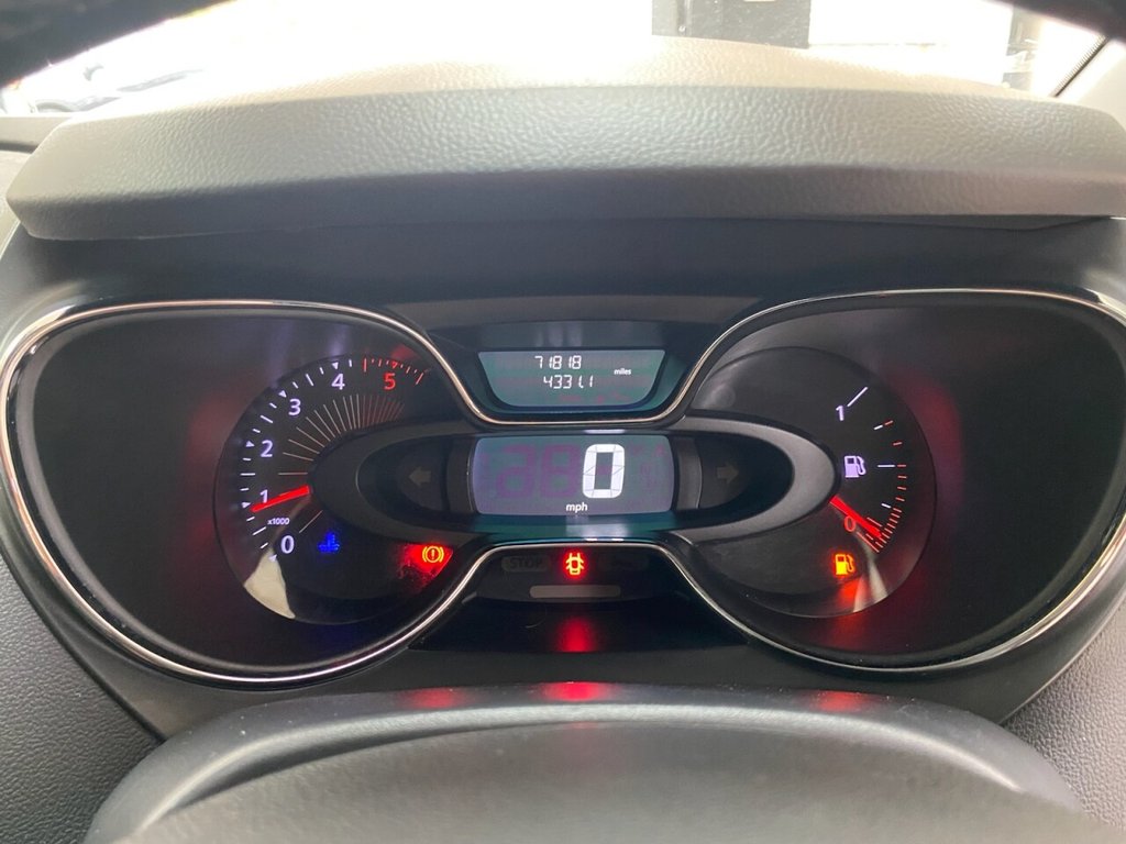 Used Renault Captur 2016 for sale - 76266641: Photo 24