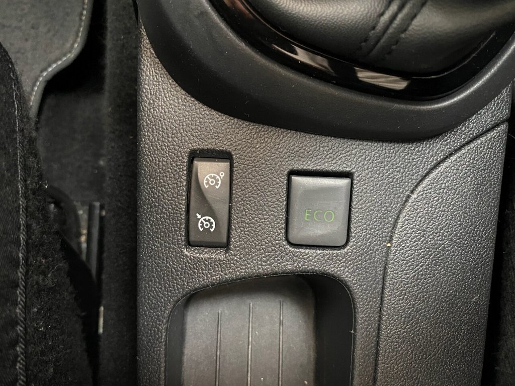 Used Renault Captur 2016 for sale - 76266641: Photo 25