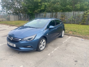 Vauxhall - Astra