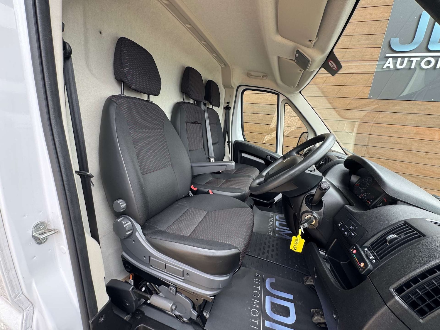 Vehicle 21