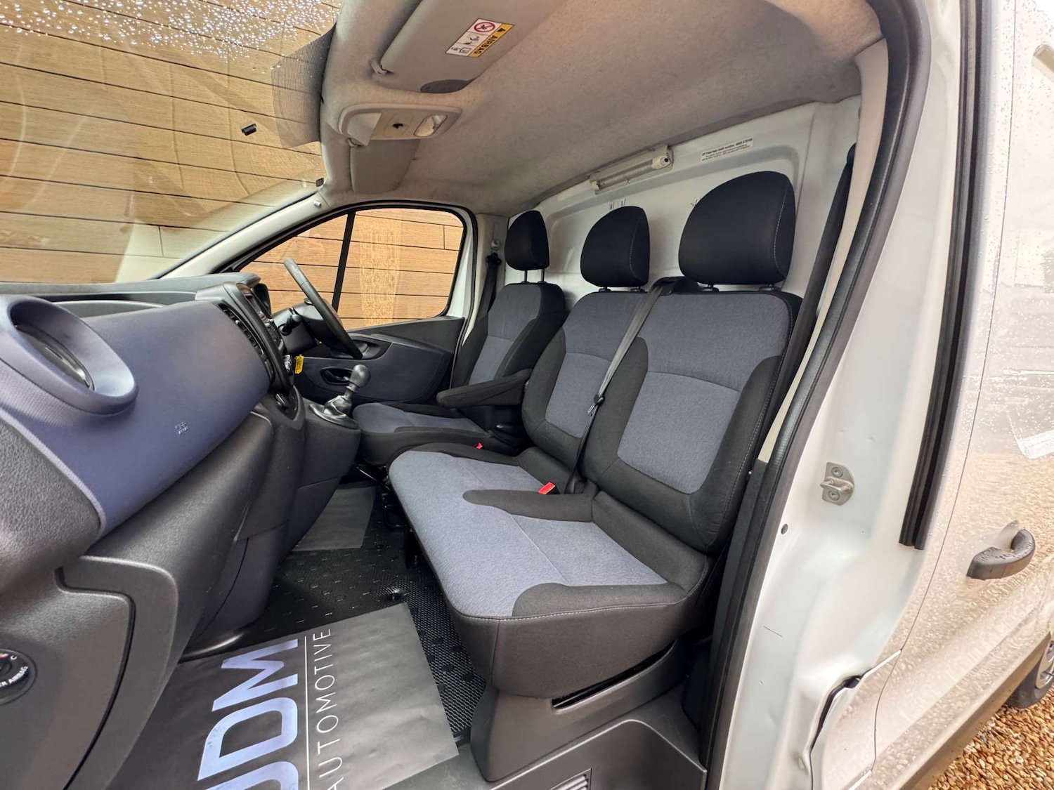 Used Vauxhall Vivaro 2016 for sale - 76493600: Photo 24