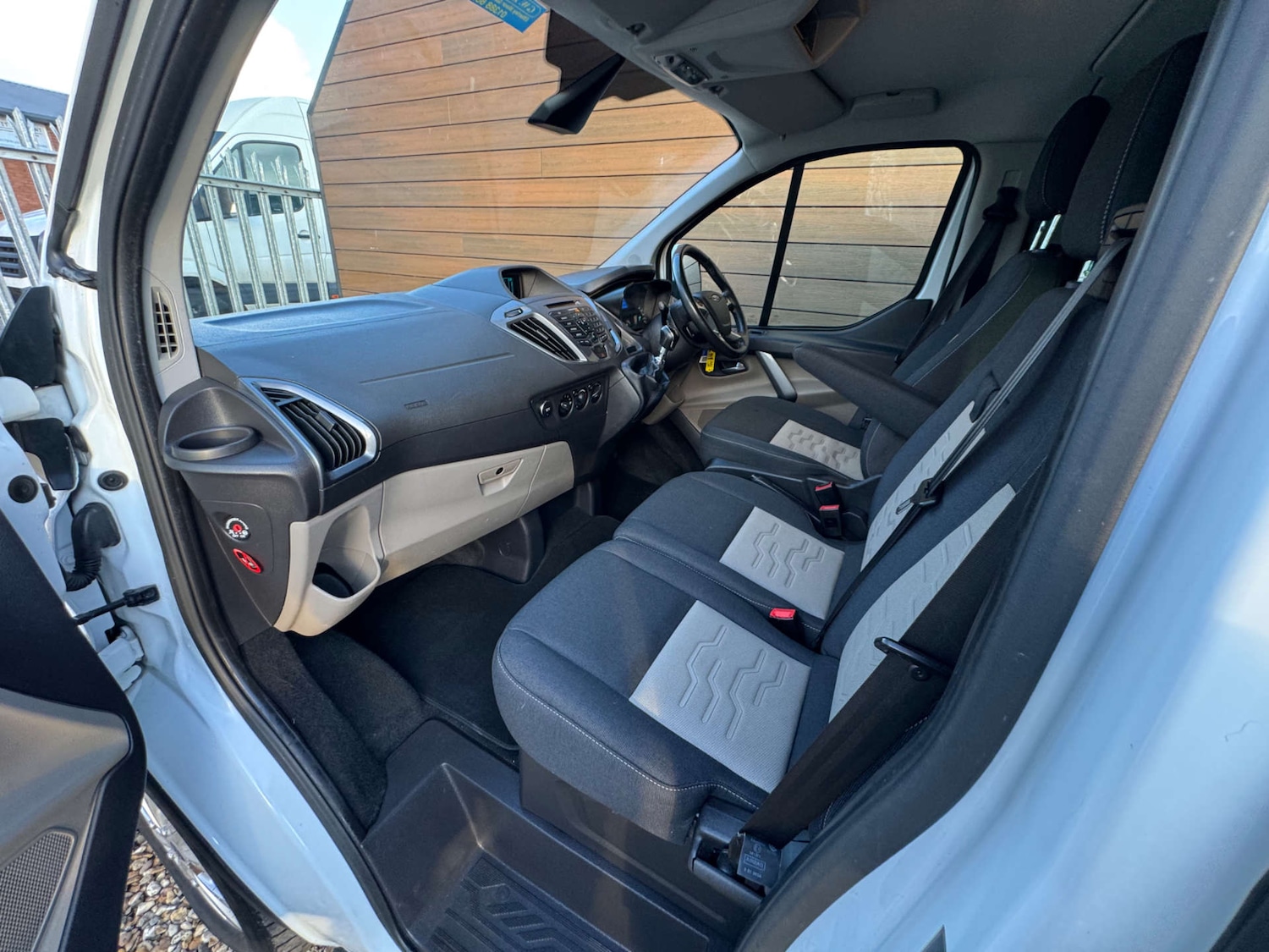 Used Ford Transit Custom 2016 for sale - 77881414: Photo 21