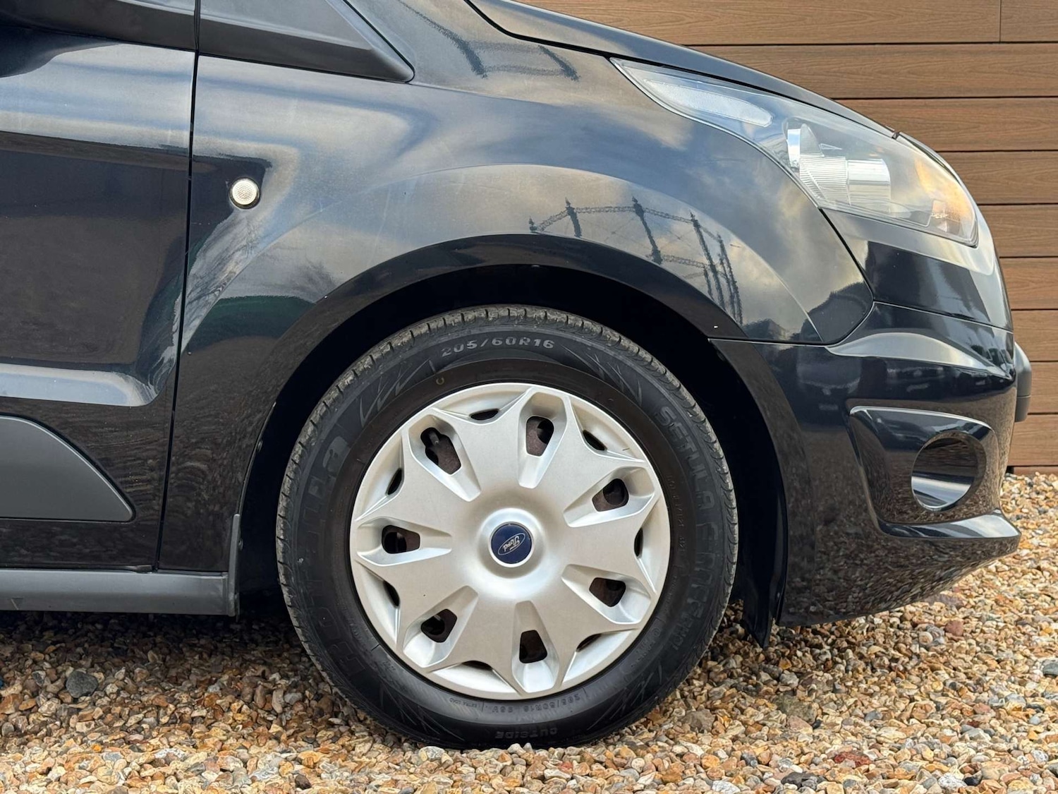 Used Ford Transit Connect 2015 for sale - 76961818: Photo 15