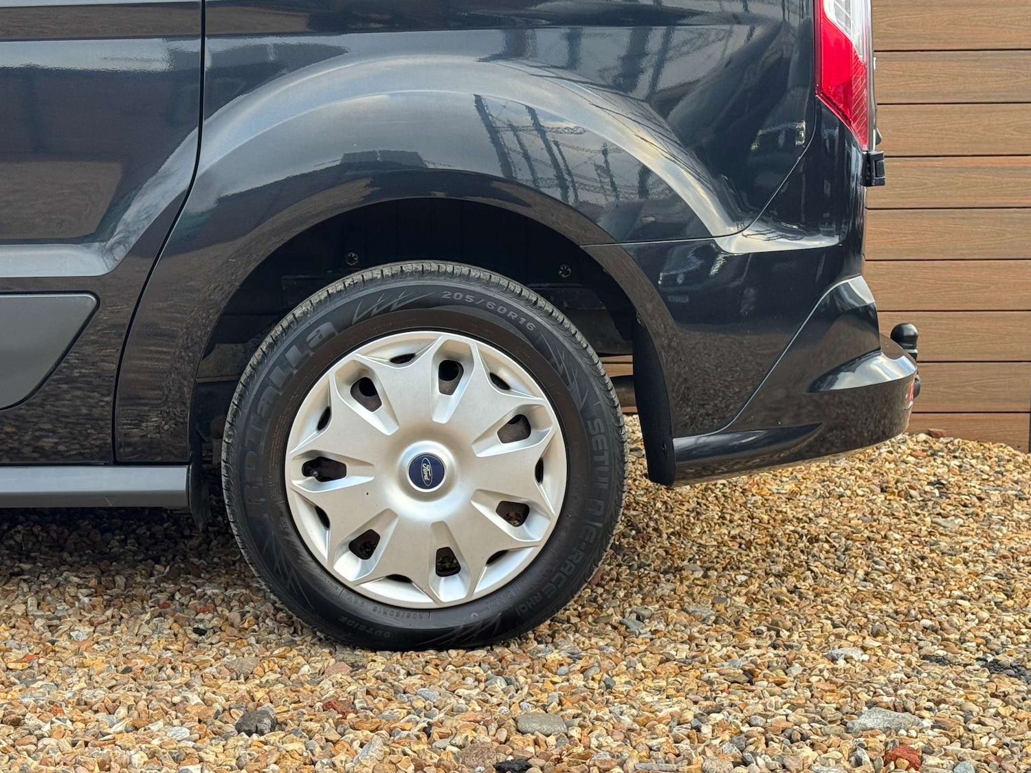 Used Ford Transit Connect 2015 for sale - 76961818: Photo 18