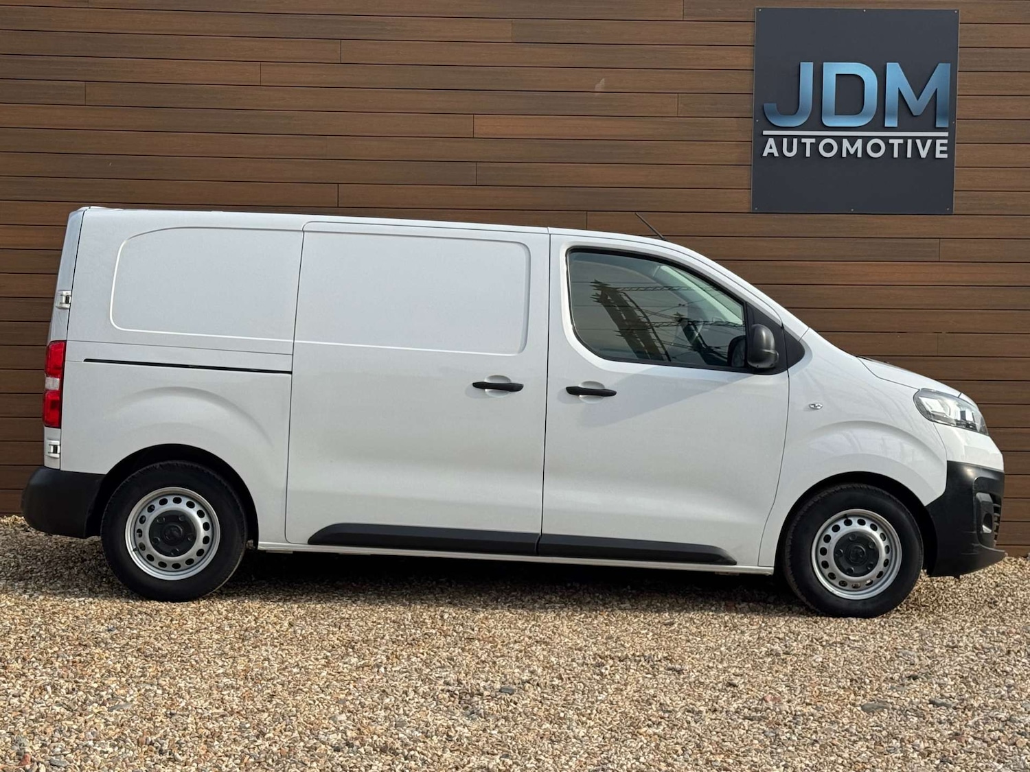 Used Vauxhall Vivaro 2022 for sale - 77785332: Photo 3