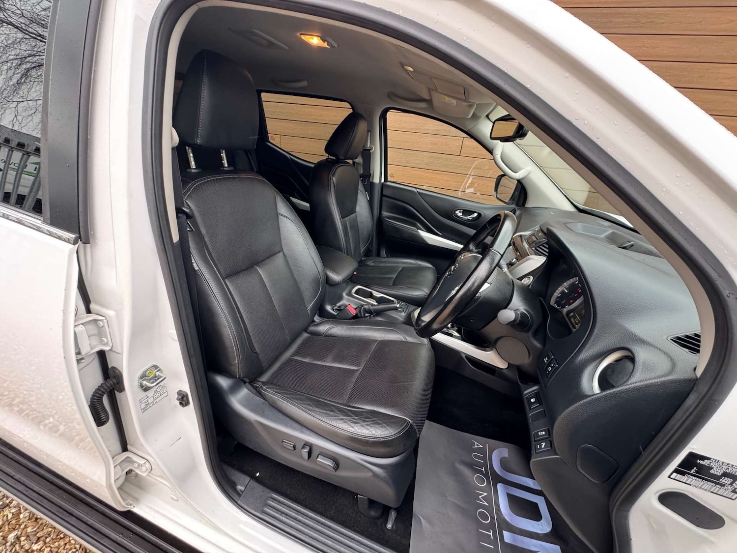 Used Nissan Navara 2018 for sale - 77535173: Photo 21