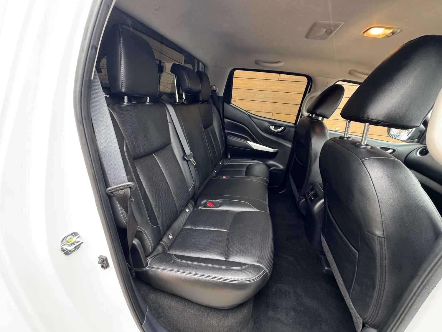 Used Nissan Navara 2018 for sale - 77535173: Photo 24