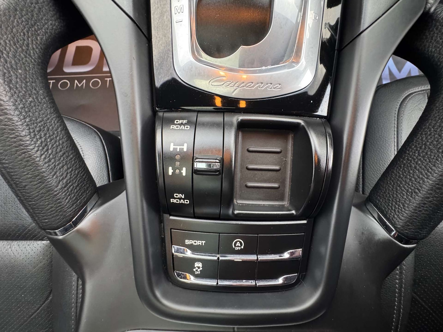 Used Porsche Cayenne 2014 for sale - 77313739: Photo 41