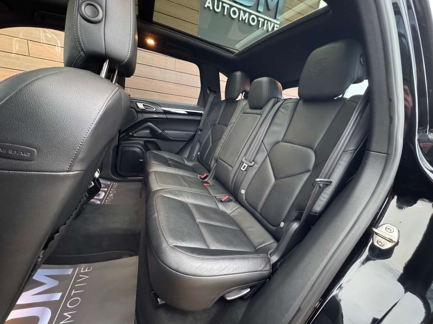 Used Porsche Cayenne 2014 for sale - 77313739: Photo 48