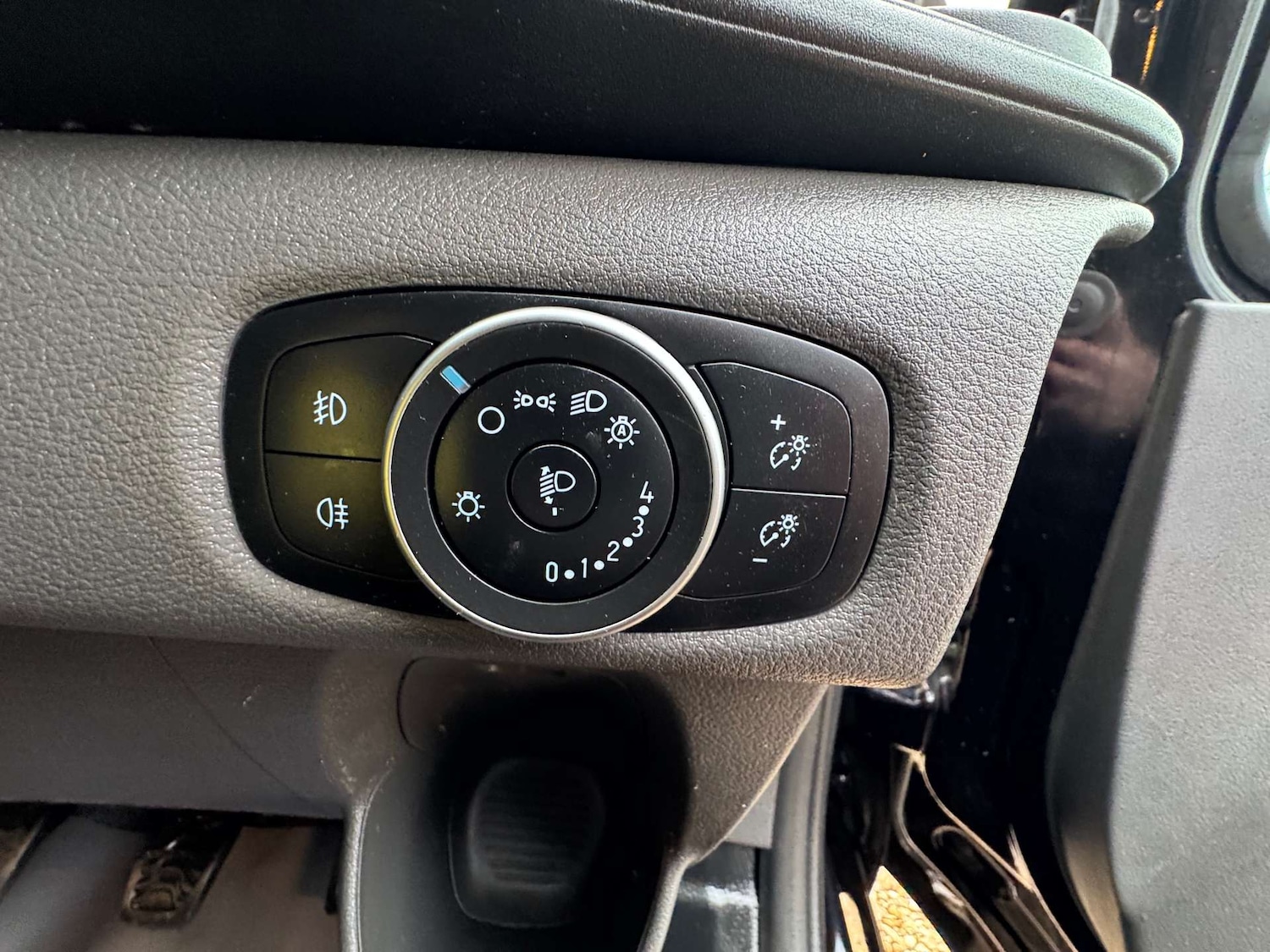 Used Ford Transit Custom 2023 for sale - 77137459: Photo 32