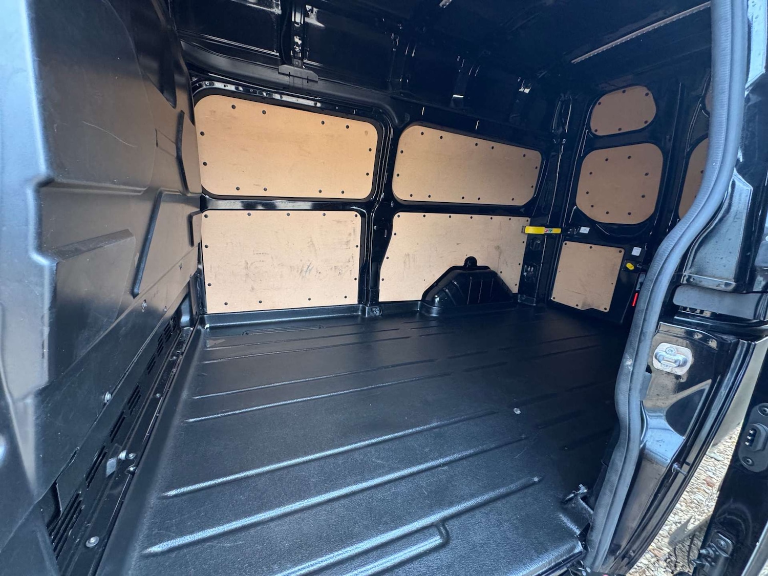 Used Ford Transit Custom 2023 for sale - 77137459: Photo 45