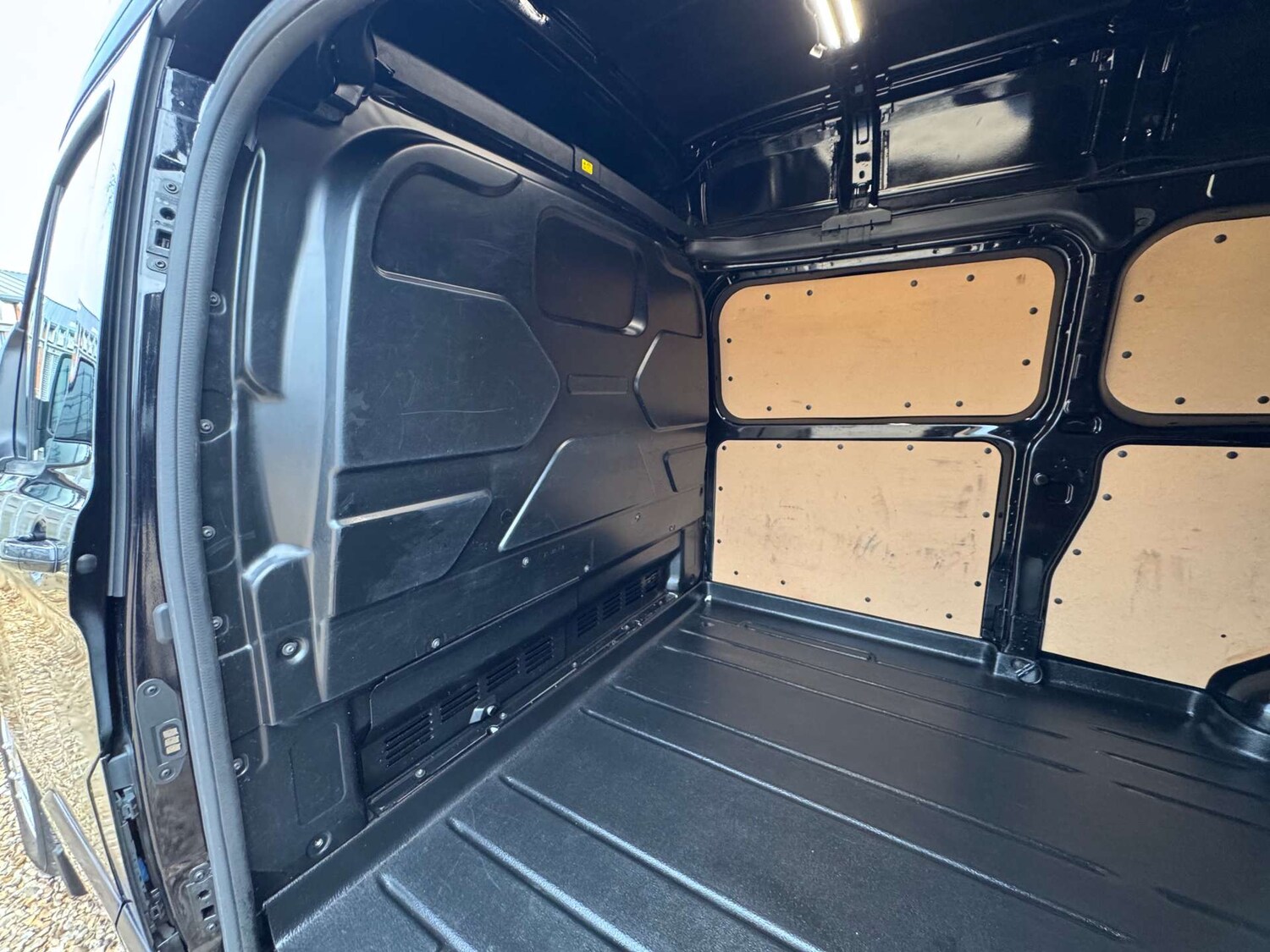 Used Ford Transit Custom 2023 for sale - 77137459: Photo 46