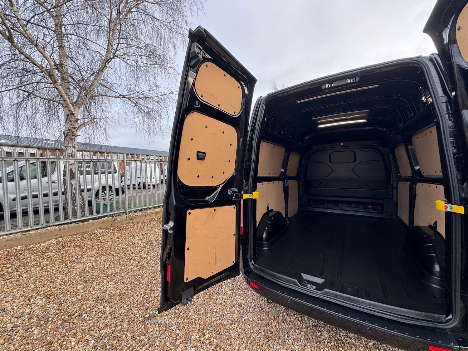 Used Ford Transit Custom 2023 for sale - 77137459: Photo 8